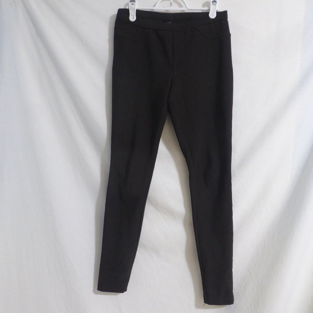 HUE, size small, womans chocolate brown pinstripe leggings, back pockets, BNWOT
